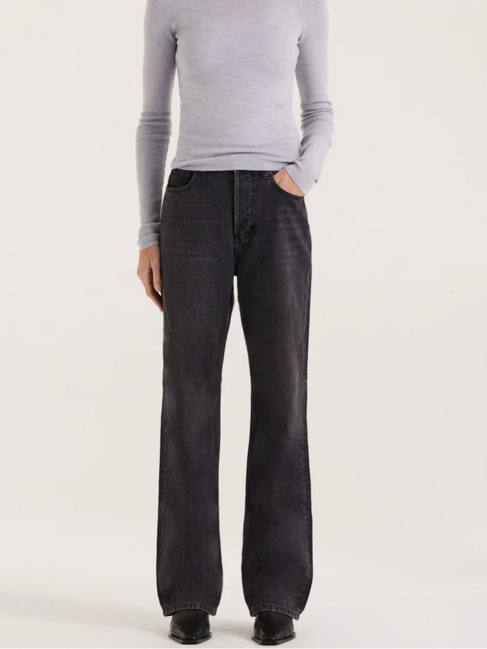 Henne Valentina Women's Straight-Leg Jeans in color -Black Wash
